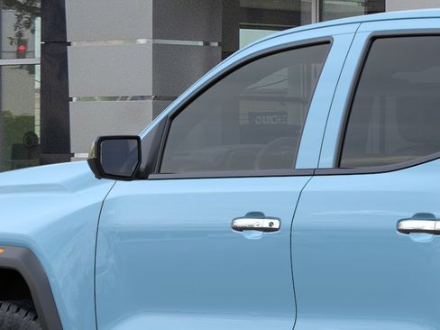 New 2026 GMC Canyon Denali AWD/4WD image 12