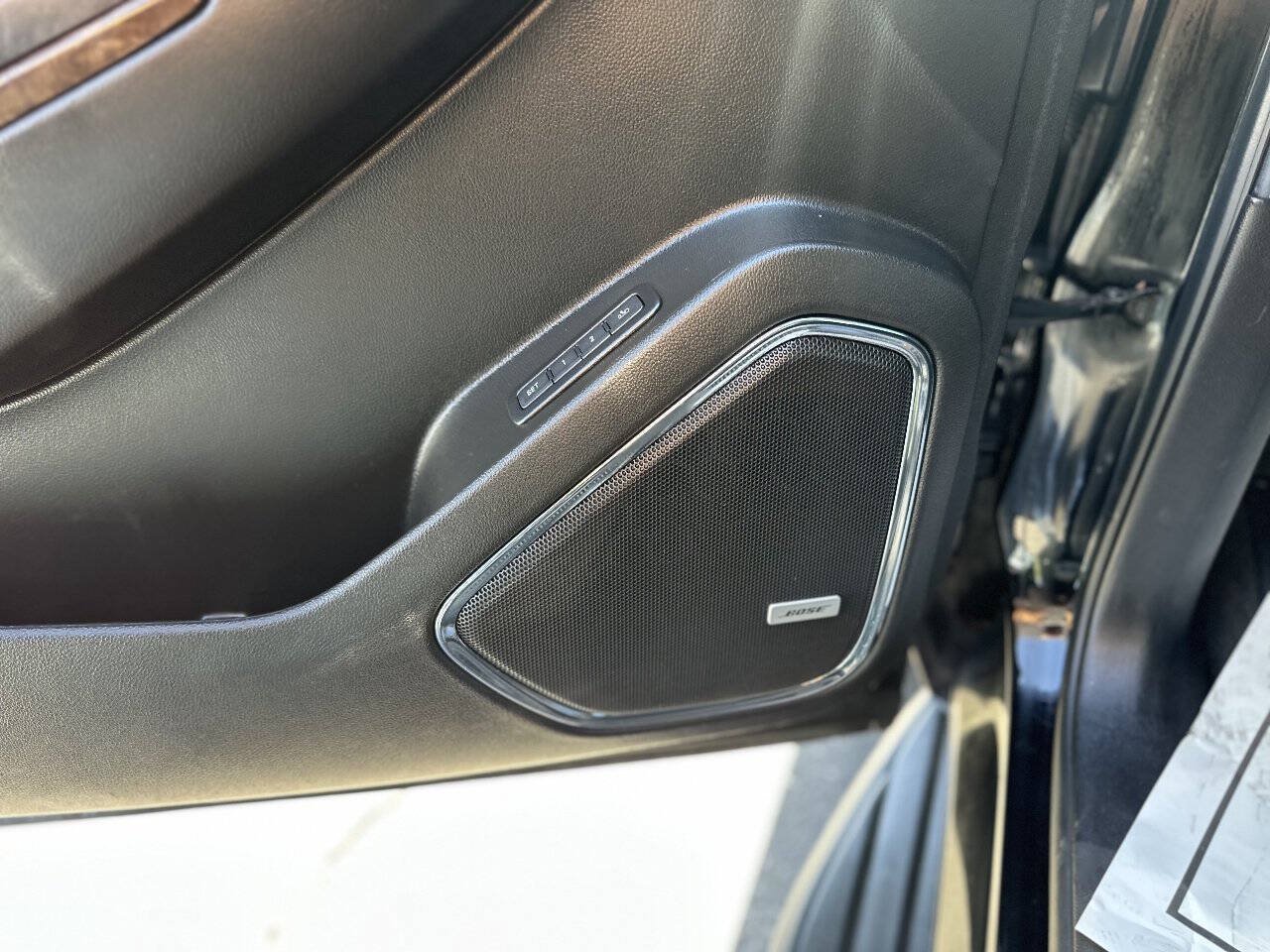 Used 2017 Chevrolet Tahoe LT AWD/4WD image 10