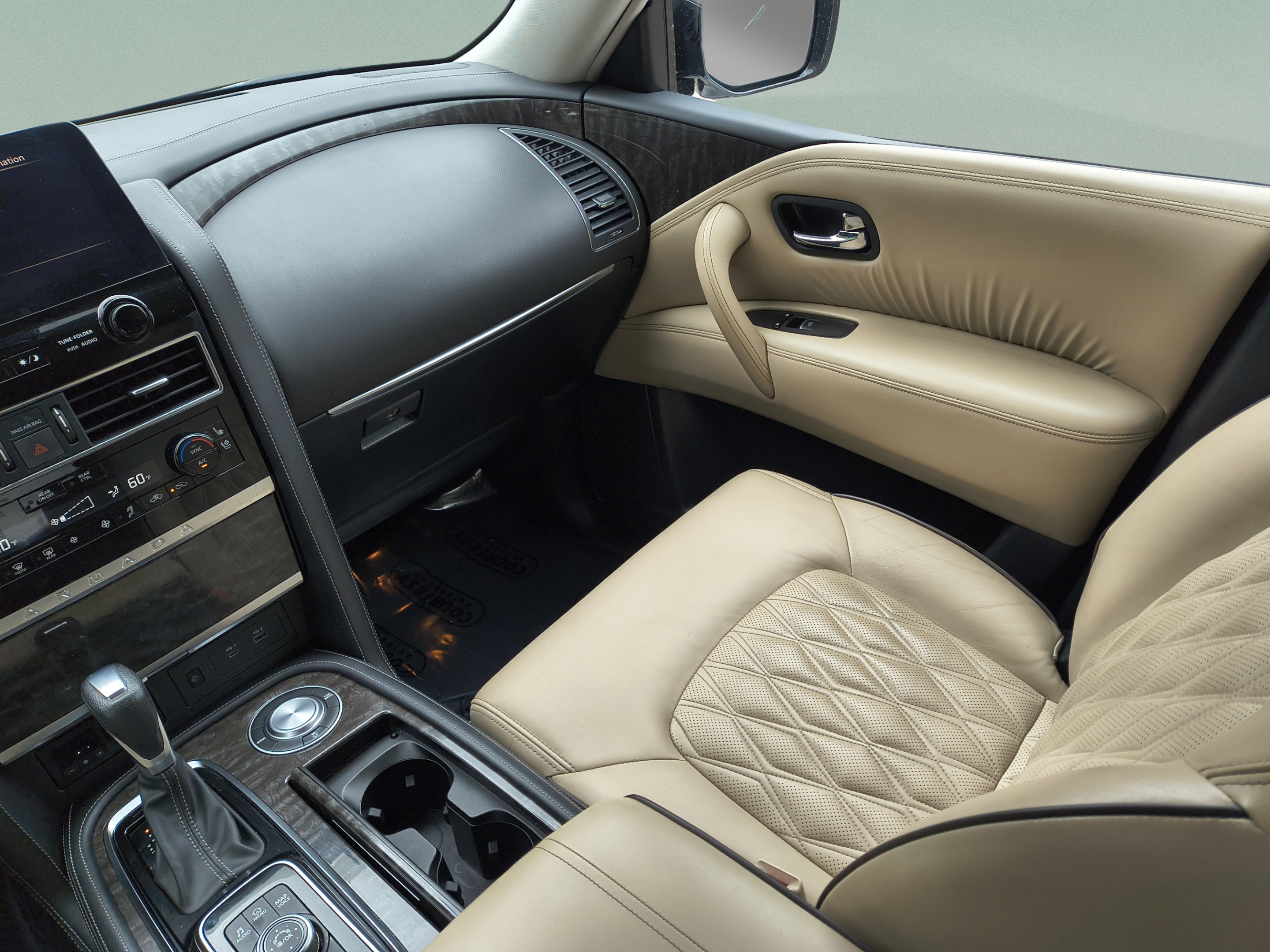 Certified 2022 Nissan Armada Platinum w/ Captain's Chairs Package RWD image 16