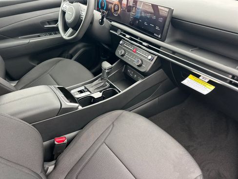 New 2026 Hyundai Tucson SE image 15