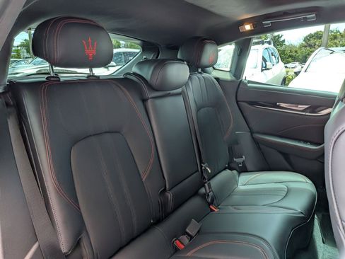 Used 2024 Maserati Levante GT Ultima AWD/4WD image 18
