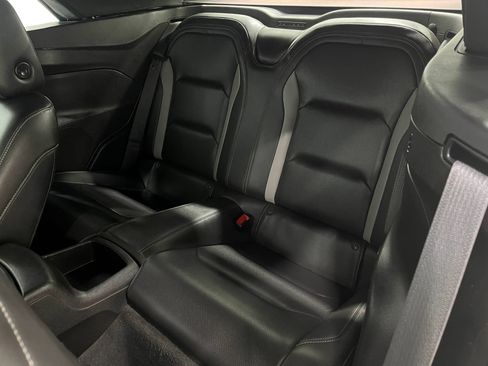 Used 2019 Chevrolet Camaro SS RWD image 26
