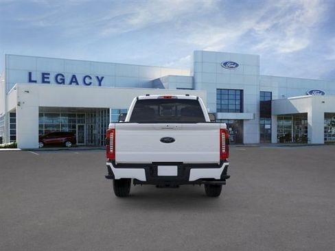 New 2026 Ford F250 Lariat w/ Black Appearance Package AWD/4WD image 5
