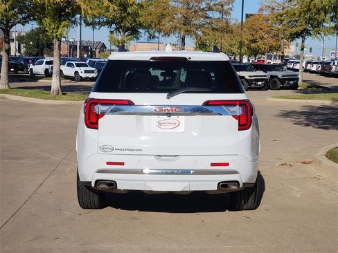Used 2023 GMC Acadia Denali image 6