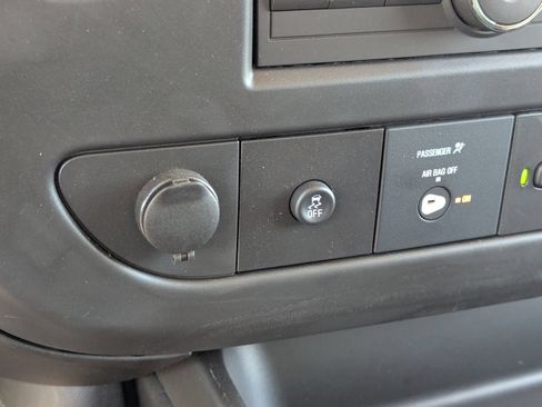 New 2025 GMC Savana 3500 w/ Power Convenience Package RWD image 29