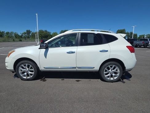 Used 2011 Nissan Rogue SV w/ SL Pkg AWD/4WD image 11