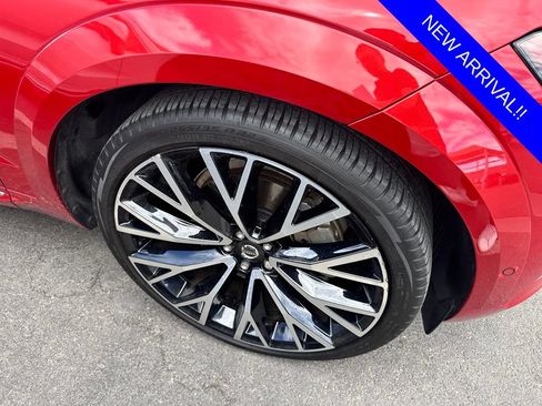 Used 2019 Volvo XC60 T5 Inscription FWD image 3