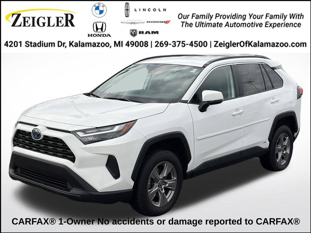 Used 2024 Toyota RAV4 LE AWD/4WD image 1