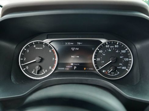 Used 2022 Nissan Rogue SV FWD image 25
