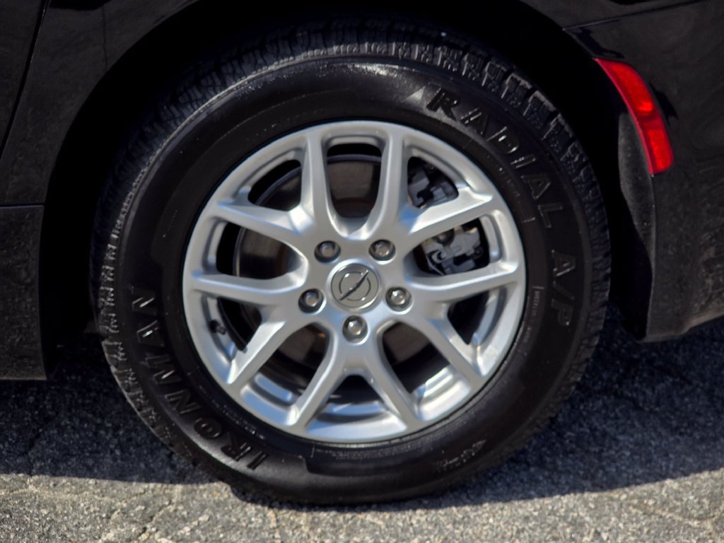 Used 2024 Chrysler Pacifica Touring-L FWD image 22