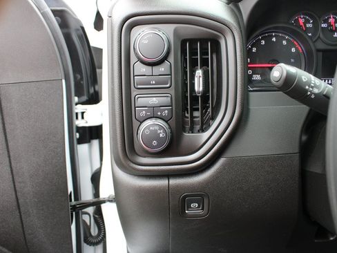 Used 2025 Chevrolet Silverado 2500 W/T w/ WT Convenience Package AWD/4WD image 22