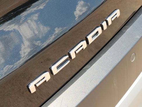 Used 2023 GMC Acadia SLE w/ Driver Convenience Package AWD/4WD image 11