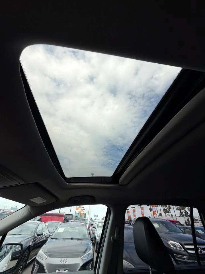 Used 2021 Honda Pilot Special Edition image 9