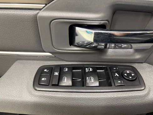 Used 2017 RAM 1500 Big Horn AWD/4WD image 17