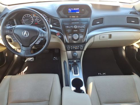 Used 2015 Acura ILX w/ Premium Package image 11