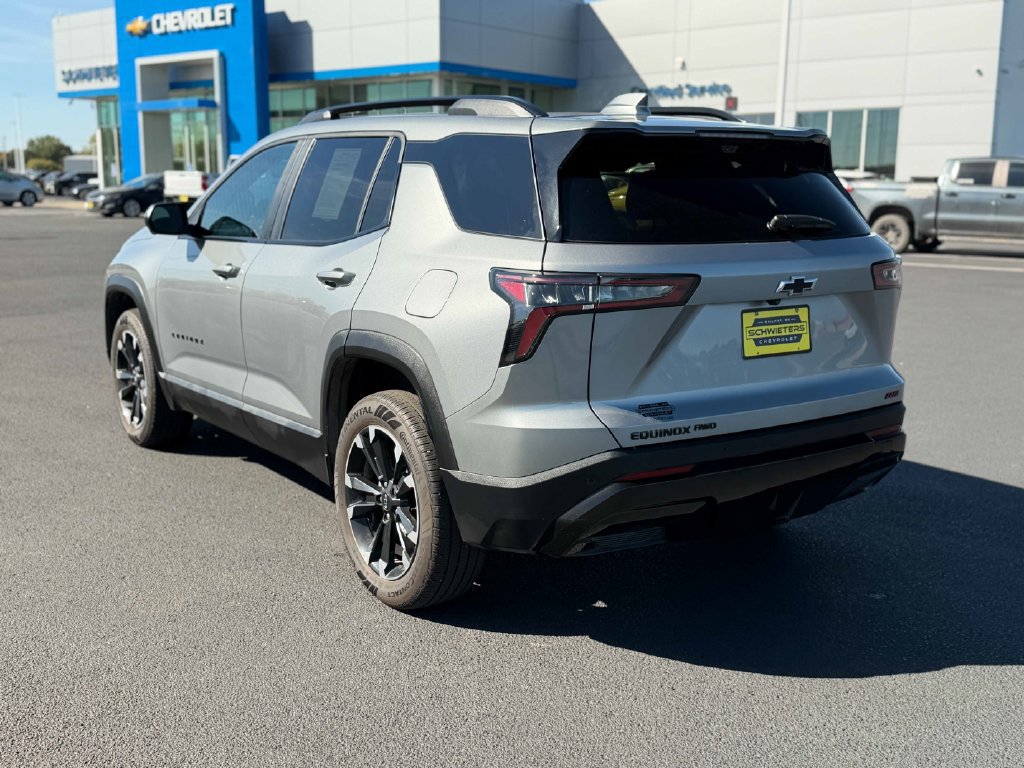 Used 2025 Chevrolet Equinox RS w/ Safety and Technology Package AWD/4WD image 9