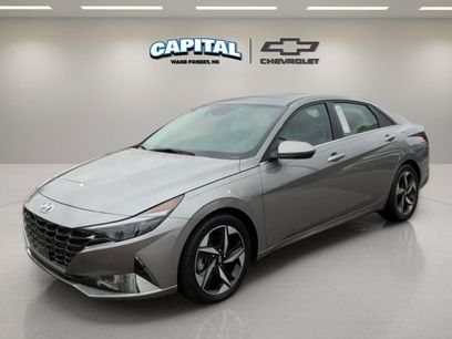 Used 2023 Hyundai Elantra Limited