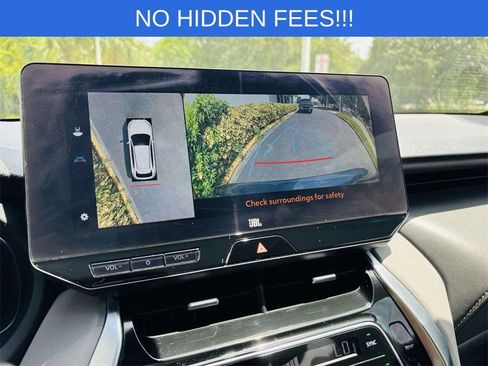 Used 2024 Toyota Venza Limited image 36