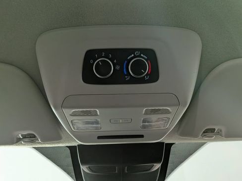 Used 2024 Ford Transit 350 XLT RWD image 23