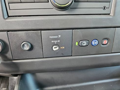 New 2025 GMC Savana 2500 Extended w/ Driver Convenience Package image 36