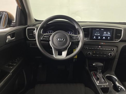 Used 2021 Kia Sportage LX FWD image 15