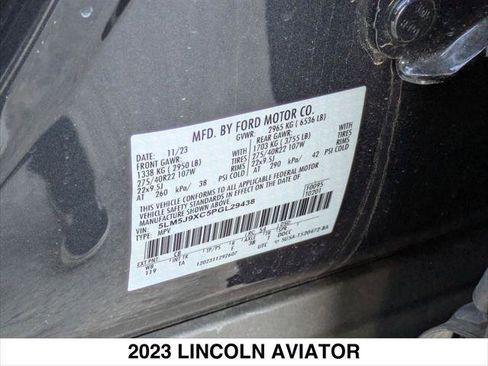 Used 2023 Lincoln Aviator Black Label w/ Class IV Trailer Tow Package AWD/4WD image 29