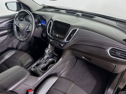 Used 2023 Chevrolet Equinox Premier AWD/4WD image 30