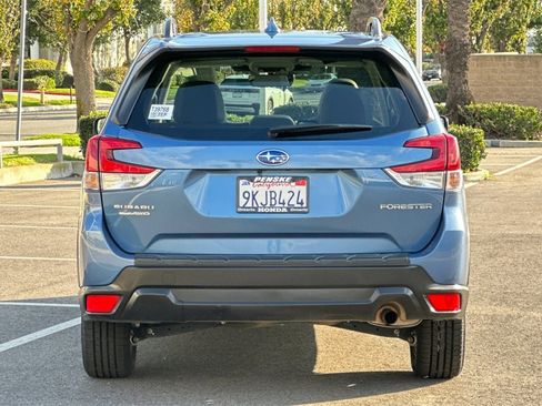Used 2022 Subaru Forester Premium w/ Popular Package #2 image 5