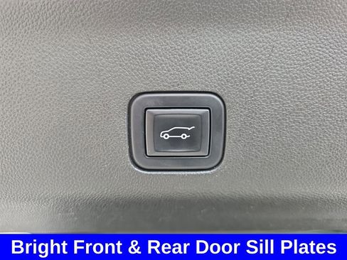 Used 2023 Chevrolet Tahoe LT w/ Luxury Package image 18