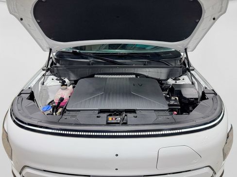 Used 2024 Hyundai Kona Limited FWD image 26