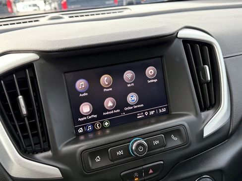 Used 2023 GMC Terrain SLE w/ Driver Convenience Package image 16