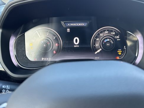 New 2025 RAM 3500 Limited image 8