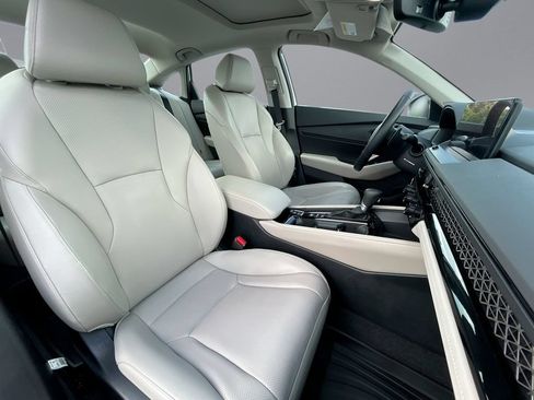 Used 2024 Honda Accord Touring image 13