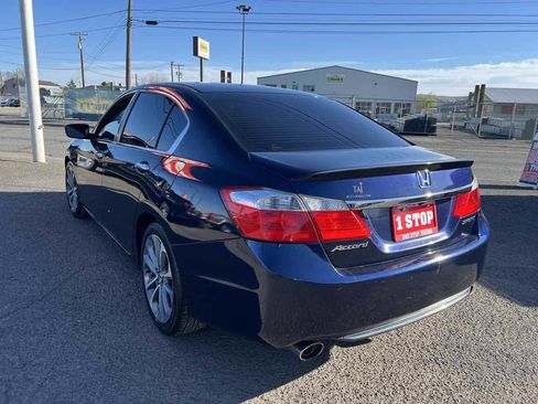 Used 2015 Honda Accord Sport image 7