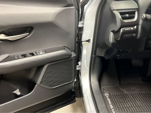 New 2026 Lexus UX 300h AWD image 42