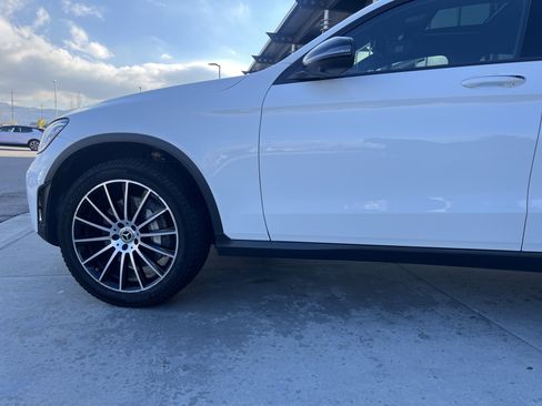 Used 2020 Mercedes-Benz GLC 300 4MATIC Coupe image 9