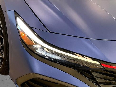 Used 2024 Hyundai Elantra SEL FWD image 25
