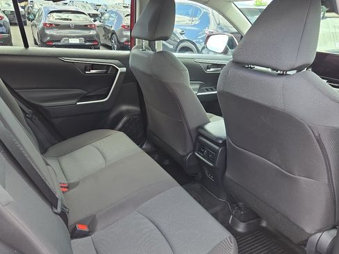 Used 2025 Toyota RAV4 XLE w/ Convenience Package AWD/4WD image 17