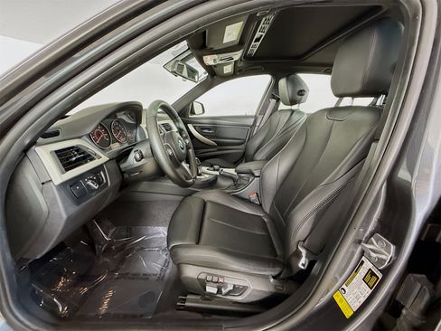 Used 2017 BMW 320i Sedan image 20
