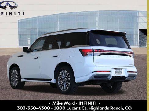 Certified 2025 INFINITI QX80 Luxe image 3