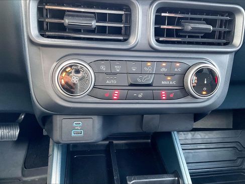 Certified 2024 Ford Maverick XLT w/ XLT Luxury Package FWD image 29