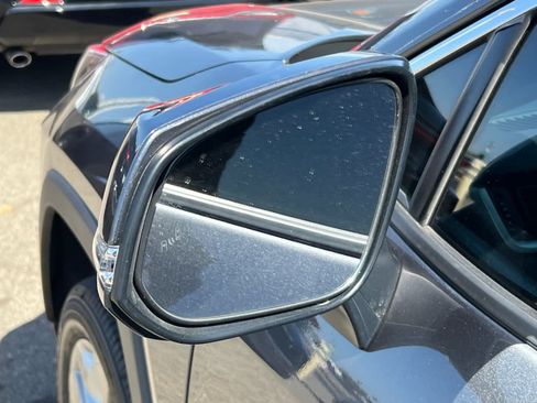 Used 2023 Toyota RAV4 XLE Premium FWD image 8