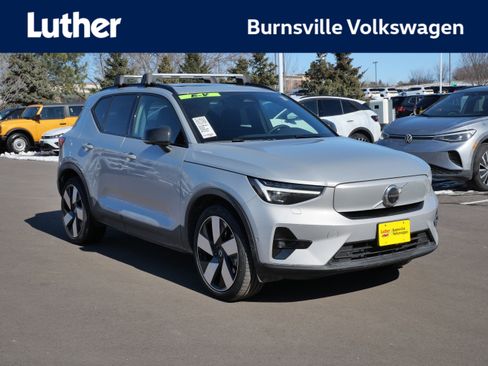 Used 2023 Volvo XC40 Recharge Ultimate image 1