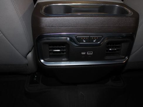Used 2024 GMC Sierra 1500 SLT w/ SLT Premium Plus Package AWD/4WD image 23