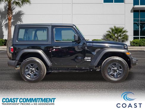 Used 2018 Jeep Wrangler Sport AWD/4WD image 5