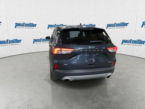 Used 2022 Ford Escape SE w/ Convenience Package image 9