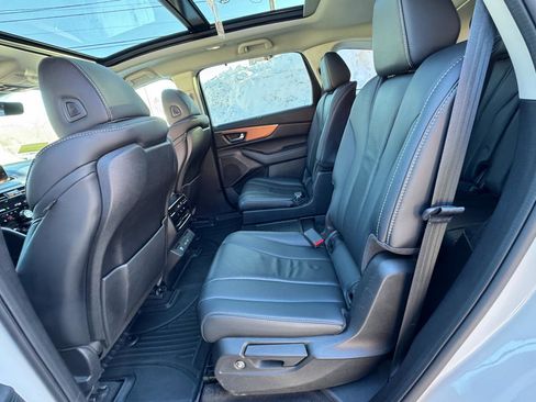 Used 2022 Acura MDX SH-AWD w/ Technology Package image 9