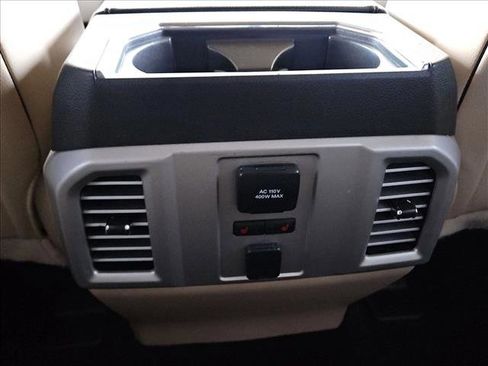 Used 2015 Ford F150 Lariat w/ Equipment Group 502A Luxury AWD/4WD image 21