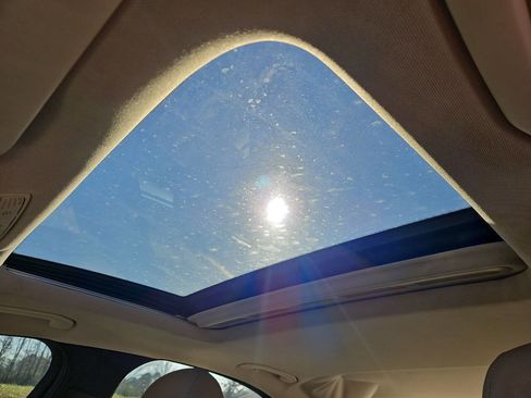 Used 2018 Mercedes-Benz C 300 Sedan image 17