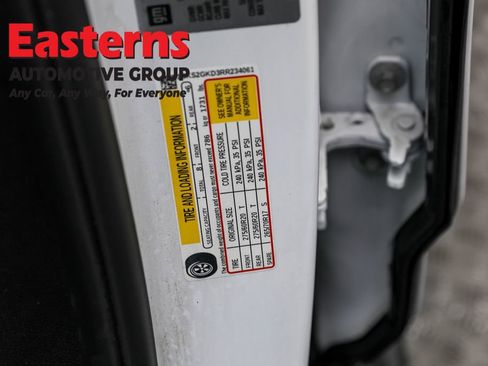 Used 2024 GMC Yukon XL SLT image 39